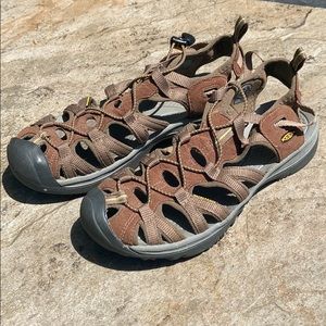Women’s Keen Sandals Size 10